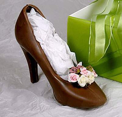 Large Rose Bouquet Milk Chocolate